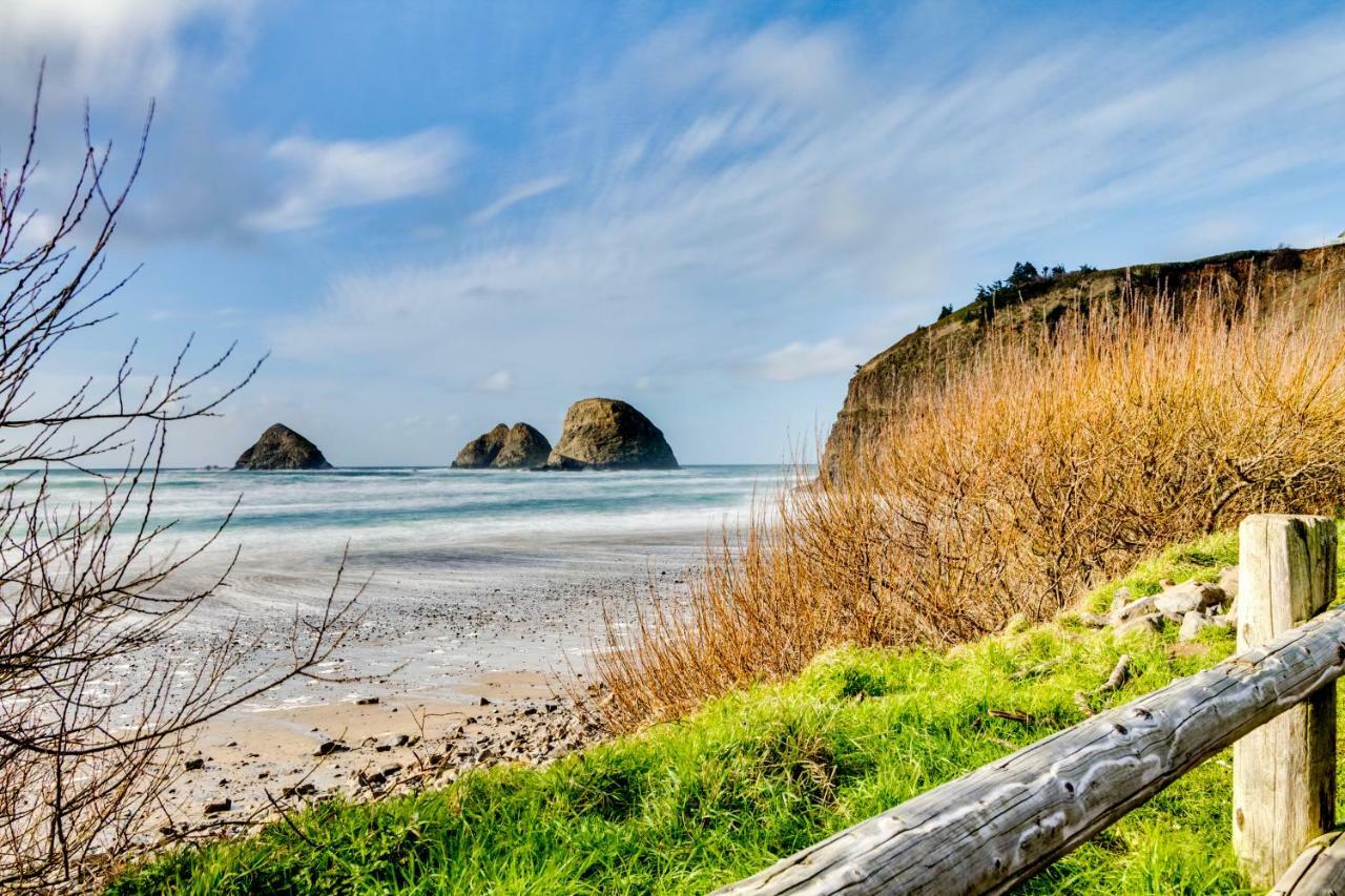 Cape Meares Beach Getaway Buitenkant foto