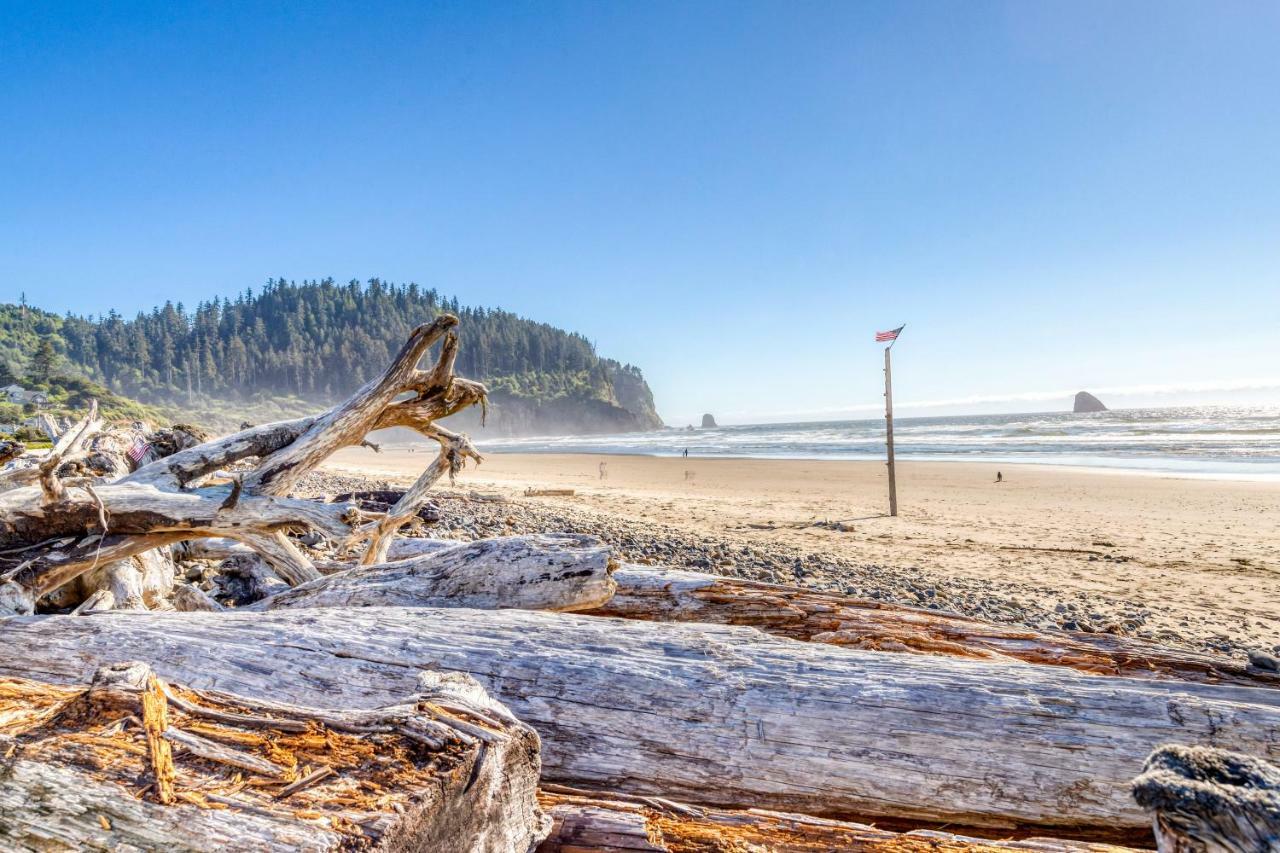 Cape Meares Beach Getaway Buitenkant foto