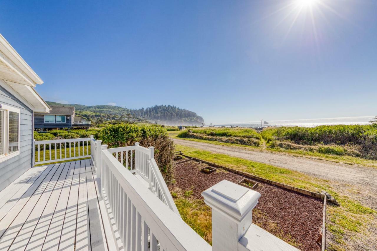 Cape Meares Beach Getaway Buitenkant foto
